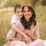 fotografo stefania montin famiglia mamma figlio tramonto