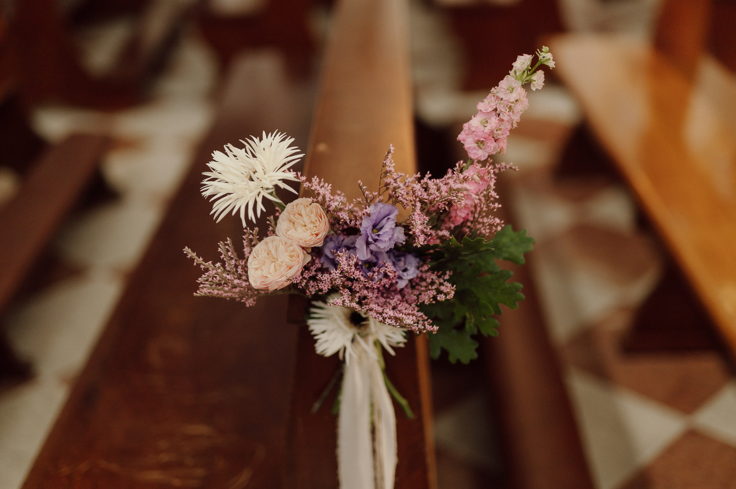 Intrattenere gli ospiti a un matrimonio, il flower bar